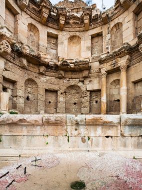nymphaeum: Jerash (Antik Gerasa) şehrin görünümünü