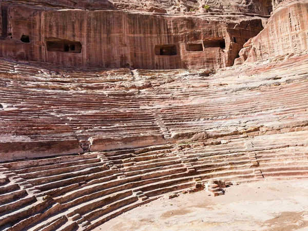 Ancient nabataean Theater in Petra town — Stock Photo, Image