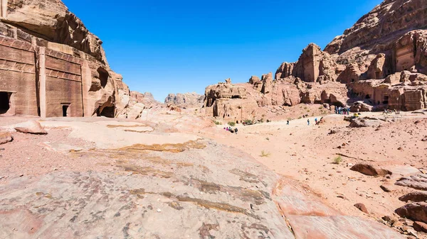 Vista da Rua das Fachadas na cidade de Petra — Fotografia de Stock