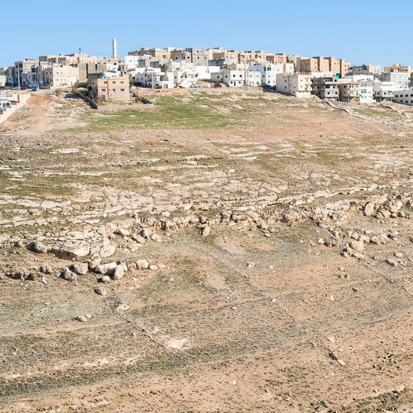 Kerak stad bovenop de heuvel in Jordanië — Stockfoto