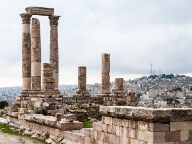 Herkül Tapınağı ve Amman kenti