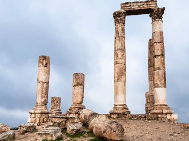 Amman Kalesi, Herkül Tapınağı kalıntıları
