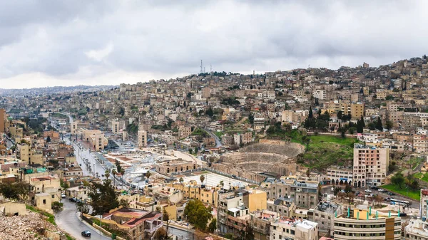 Vista do centro da cidade de Amã da cidadela no inverno — Fotografia de Stock