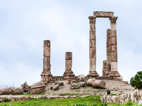 Tempel van Hercules op de Citadel van Amman in de winter — Stockfoto