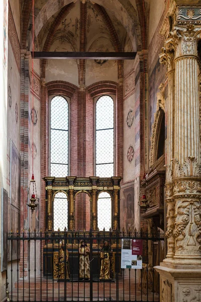 Kaple v Chiesa di Sant Anastasia ve Veroně — Stock fotografie