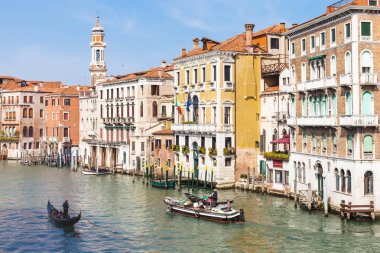 Grand Canal bahar Venedik şehrinde görünümünü