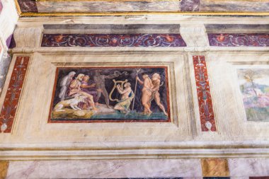 Mantua 'daki Palazzo del Te' de duvar süslemesi.