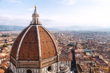 Campanile Duomo ve Floransa kasabadan görünümünü