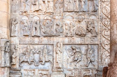 alçak kabartma Basilica di San Zeno Portal