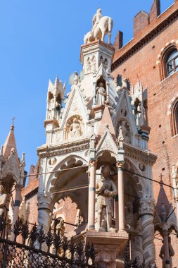 Verona cansignorio Türbesi Gotik tarzı
