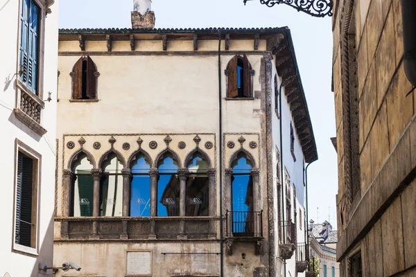 Palazzo en Piazza dei Signori en la ciudad de Vicenza —  Fotos de Stock