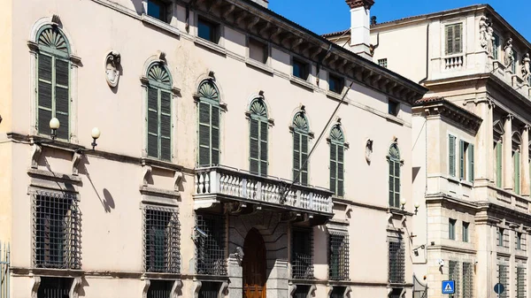 Palazzo Muselli στο Corso Cavour — Φωτογραφία Αρχείου