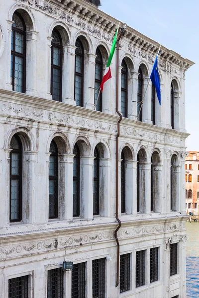 Palazzo en el Gran Canal de Venecia ciudad —  Fotos de Stock