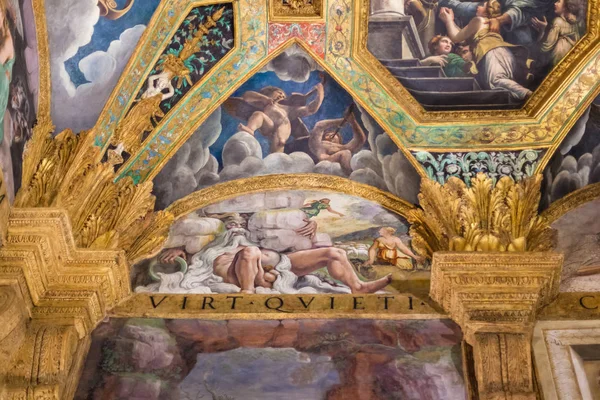 Wall paintings in Palazzo del Te in Mantua — Stock Photo, Image