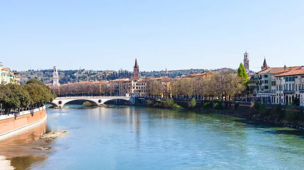 Adige river with Ponte della vittoria in Verona — Stok fotoğraf