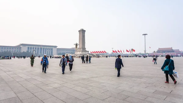 Panorama of Tiananmen Square with people — Stock Photo, Image