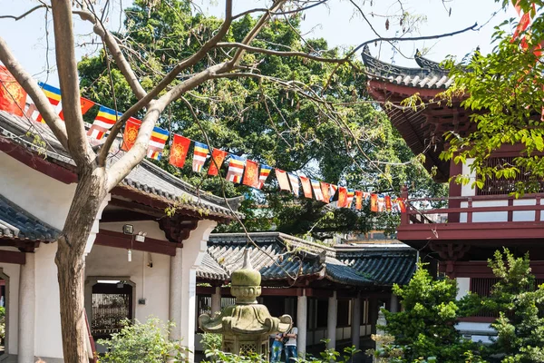 Kebun hijau di Guangxiao Kuil di Guangzhou — Stok Foto