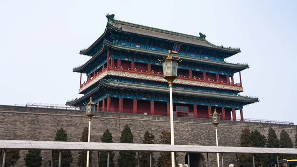 Перегляд Zhengyangmen ворота башти в Пекіні — стокове фото