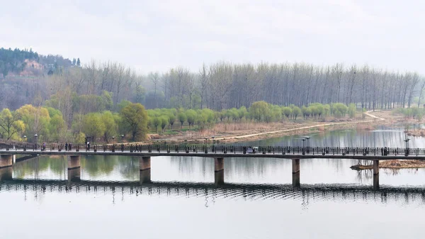 Πάνω από την άποψη της Manshui γέφυρας στον ποταμό Yi — Φωτογραφία Αρχείου