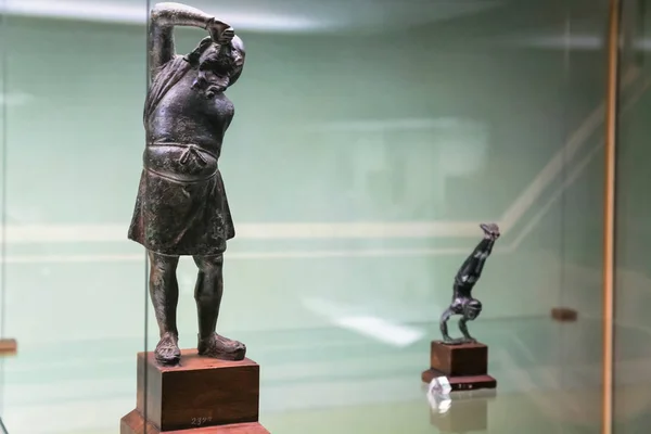 Figurinhas etruscas no Museu de Florença — Fotografia de Stock