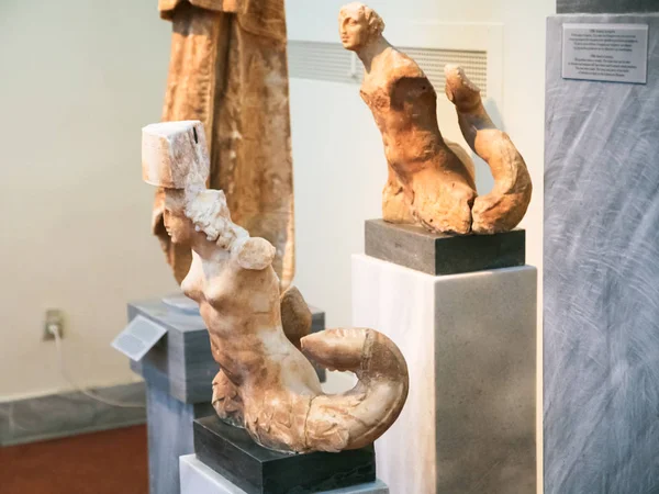 Estatuas de tritón antiguo en el Museo Arqueológico — Foto de Stock