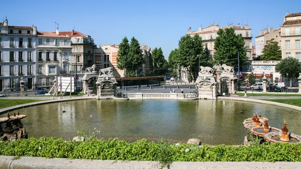 Fontein pool van (Paleis) Palais Longchamp — Stockfoto