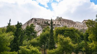 Atina Akropol Plaka ilçesinden görünümünü
