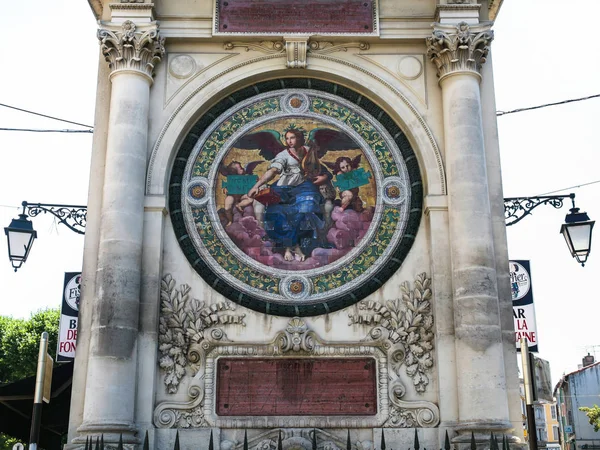 Fontaine Pierre-Amedee Pichot à Arles — Photo