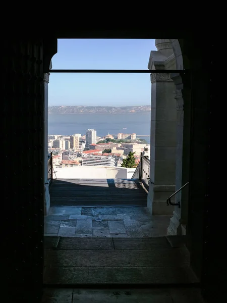 Ovanför Marseille staden från Basilica — Stockfoto