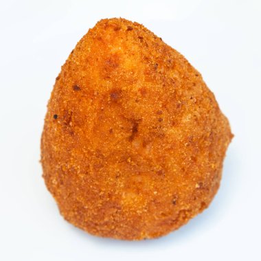 pirinç topu arancini plaka üzerinde bir et dolması
