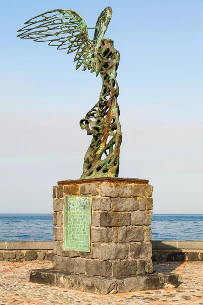 耐克雕塑上海滨在纳克索斯 — 图库照片