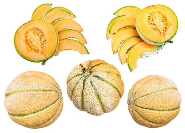 Bütün ve dilimlenmiş olgunlaşmış kavun topluluğu