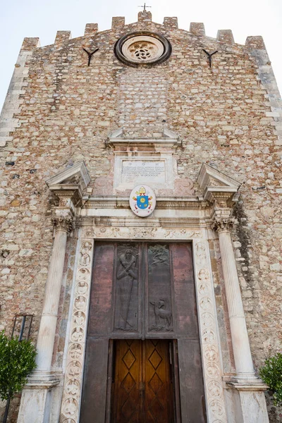 Portaal van de Duomo di Taormina — Stockfoto