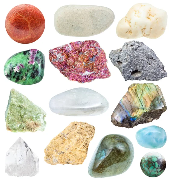 多种样品在孤立的天然矿物岩石 — 图库照片
