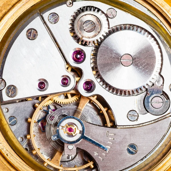 Clockwork of old mechanical golden watch — Stock Photo, Image