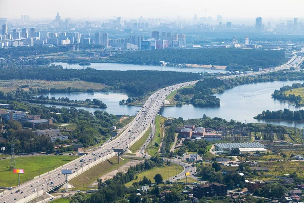 Novorizhskoye Shosse in Pavshinsky uiterwaarden — Stockfoto