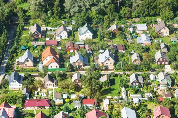 Above view of cottages in suburban village — Stock Photo, Image