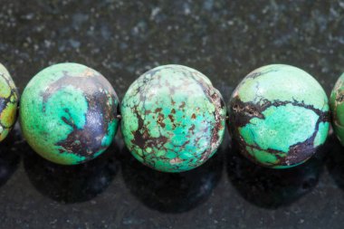 Kara günü turkuaz gemstone kolye