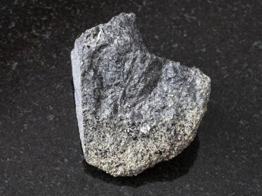 ham peridotite taş koyu arka plan üzerine