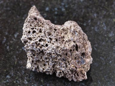 kaba Ponza kompozisyon temel taş kara günü