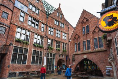 Bottcherstrasse, Bremen evde Glockenspiel