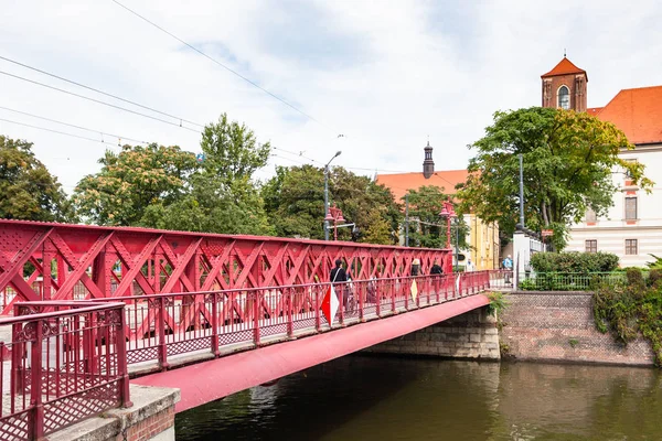 Pont le plus Piaskowy sur la rivière Oder à Wroclaw — Photo