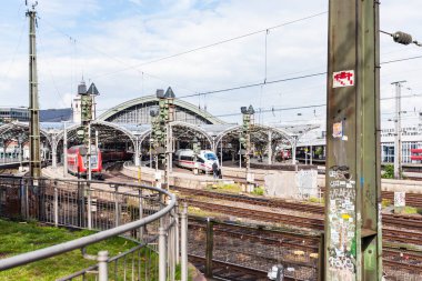 Köln ana tren istasyonu tren