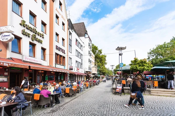 Am Bollwerk promenade in Cologne city — Stock Photo, Image