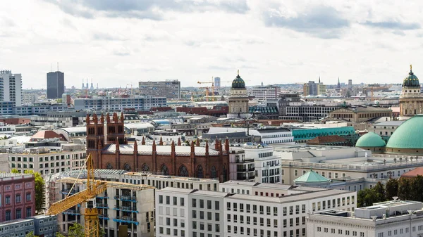 Berlin city med Friedrichswerder kyrka — Stockfoto