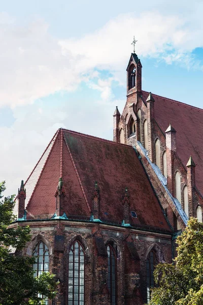 Baksidan av St Mary's kyrka i Berlin — Stockfoto