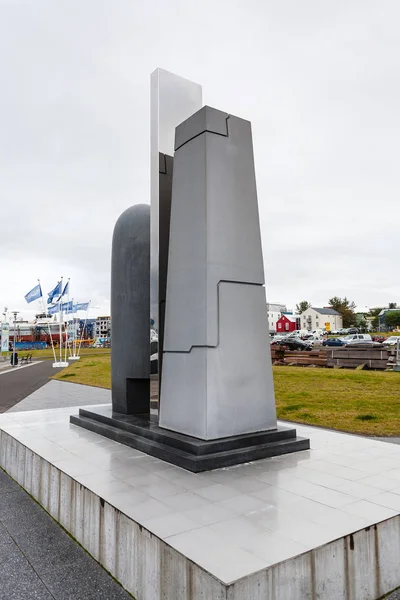 EVE Online Monumento em Reykjavik cidade — Fotografia de Stock