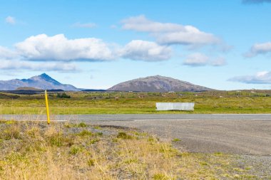 İzlanda'daki Laugarvatnsvegur yol ile manzara