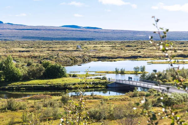 Vista arriba de Silfra Fissure en el parque Thingvellir — Foto de Stock