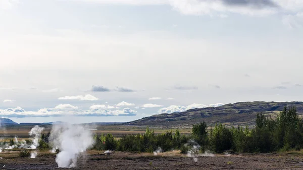 View of Haukadalur geyser valley in Iceland — Stock Photo, Image